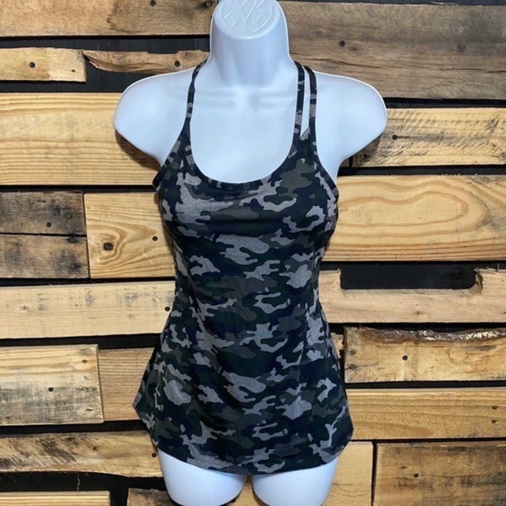 Fabletics Omemee Asymmetrical Camo Army Tank Top XS